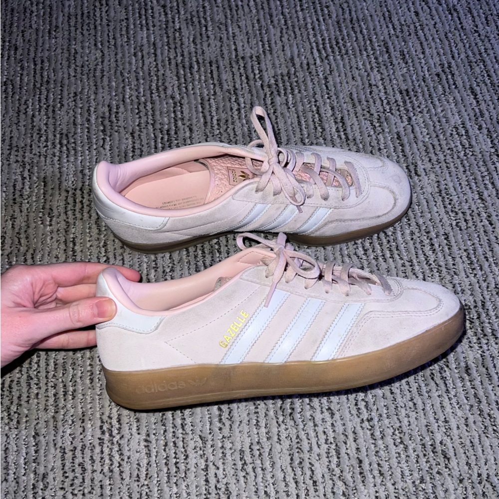 adidas Gazelle Sneakers Pale Pink with Gum Sole Size 9.5